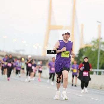 Runner Photo 2727048