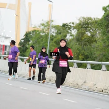 Runner Photo 2727059