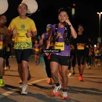 Runner Photo 2727114