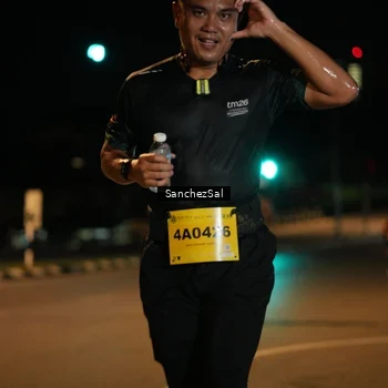 Runner Photo 2727314