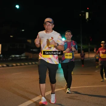 Runner Photo 2727485