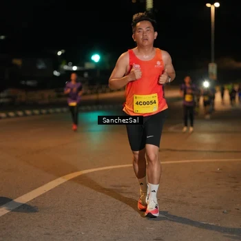 Runner Photo 2727547