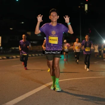 Runner Photo 2727579