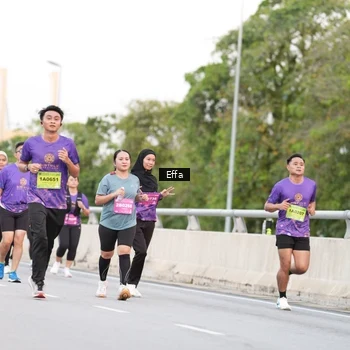Runner Photo 2727641