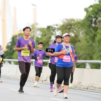 Runner Photo 2727708