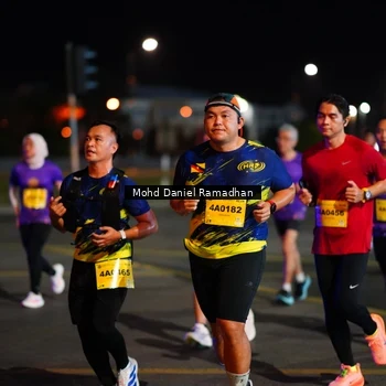 Runner Photo 2727844