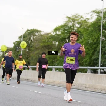 Runner Photo 2727995