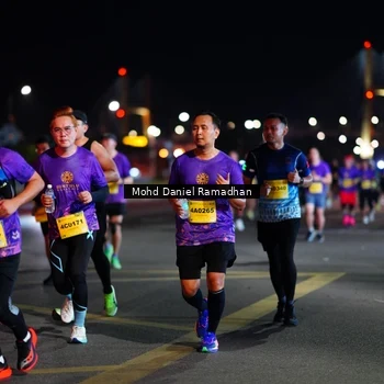 Runner Photo 2728093