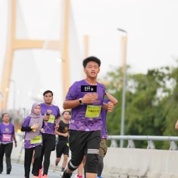 Runner Photo 2728196