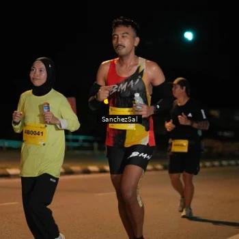 Runner Photo 2728491