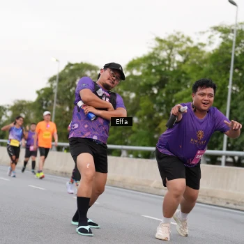 Runner Photo 2728594