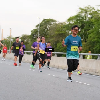 Runner Photo 2728599