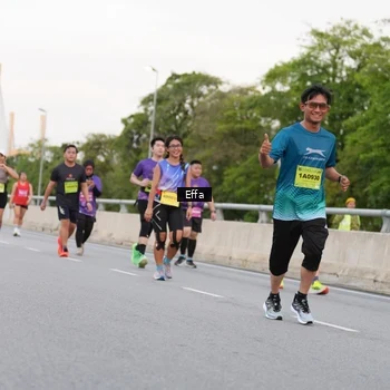 Runner Photo 2728606