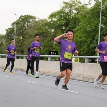 Runner Photo 2728677