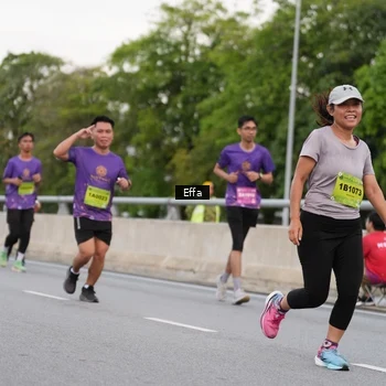 Runner Photo 2728692