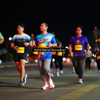 Runner Photo 2728994