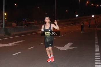 Runner Photo 2729366