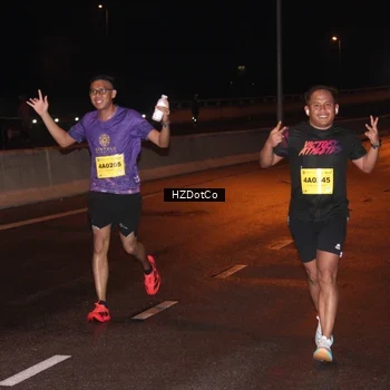 Runner Photo 2729796