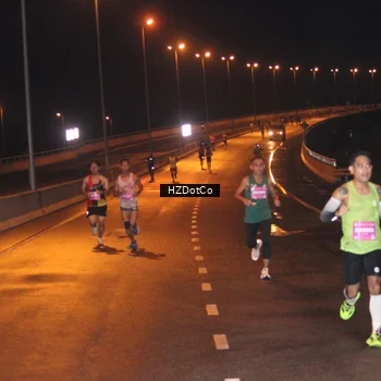 Runner Photo 2730033