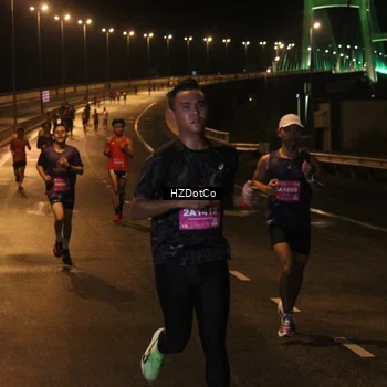 Runner Photo 2730118
