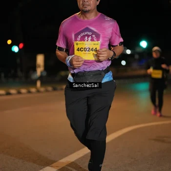 Runner Photo 2730191