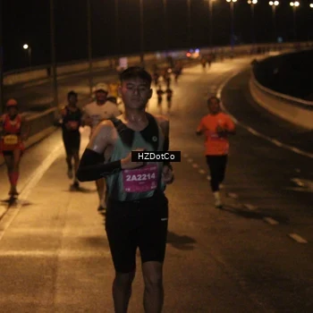 Runner Photo 2730213