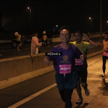 Runner Photo 2730344