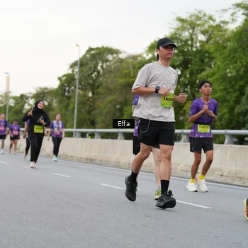 Runner Photo 2730470