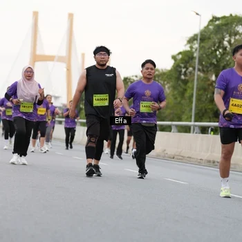 Runner Photo 2730576