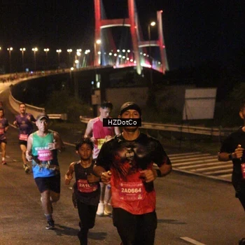 Runner Photo 2731111