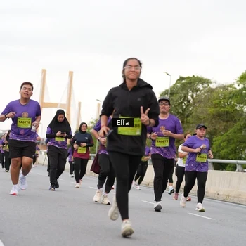 Runner Photo 2731711