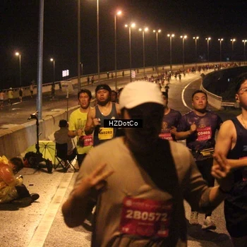 Runner Photo 2732024