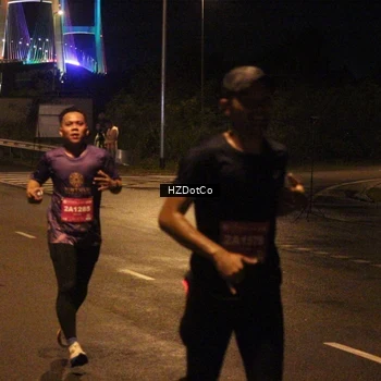 Runner Photo 2732243
