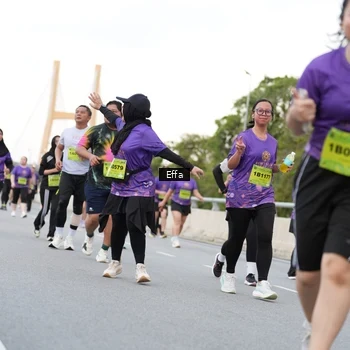 Runner Photo 2732342