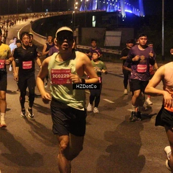 Runner Photo 2732404