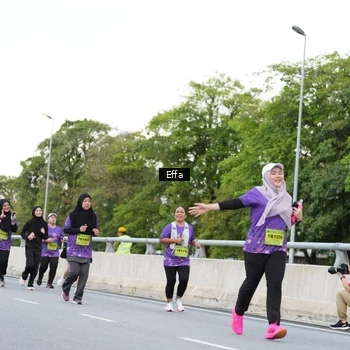 Runner Photo 2732540