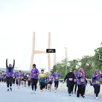 Runner Photo 2732570
