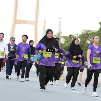 Runner Photo 2732696