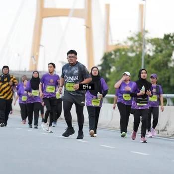 Runner Photo 2733128