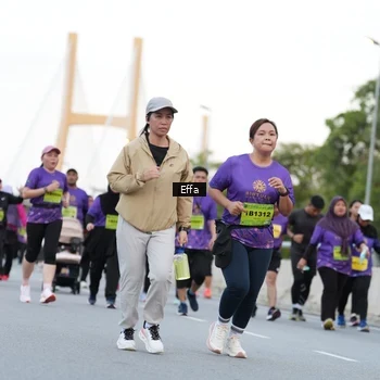 Runner Photo 2733275
