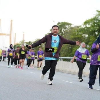 Runner Photo 2733646