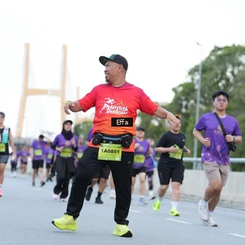 Runner Photo 2734070