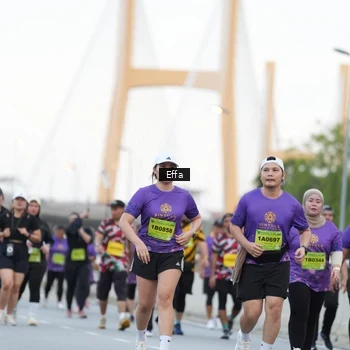Runner Photo 2734143