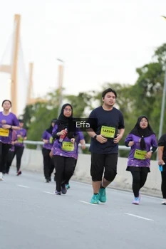 Runner Photo 2734345