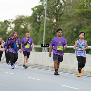 Runner Photo 2734536