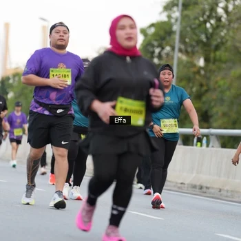 Runner Photo 2734572