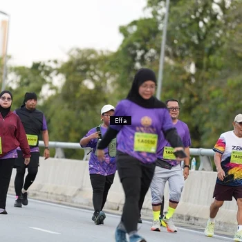 Runner Photo 2734655