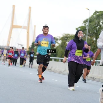 Runner Photo 2734684