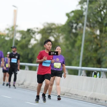Runner Photo 2734711