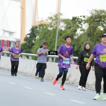 Runner Photo 2734856